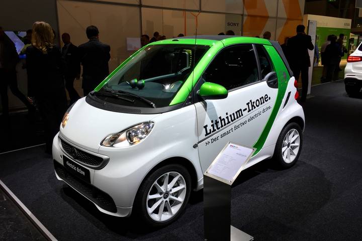 Elektroauto von Smart mit Greenfinder auf der IAA Frankfurt