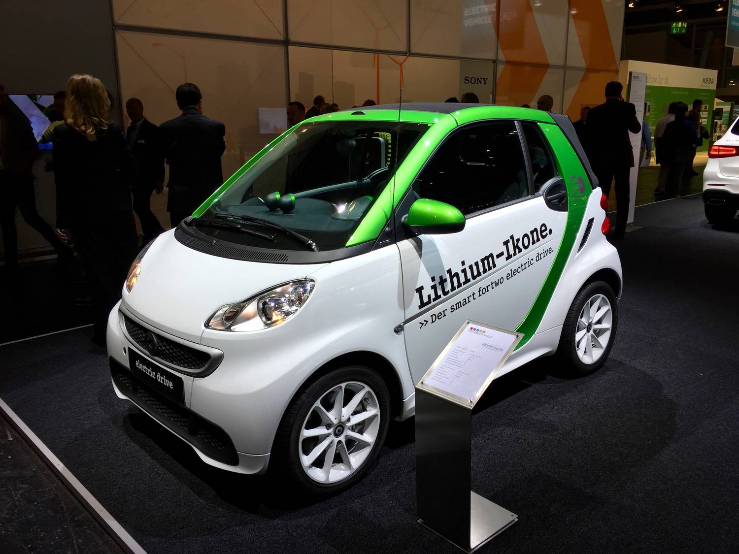 Elektroauto von Smart mit Greenfinder auf der IAA Frankfurt